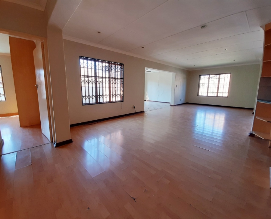 3 Bedroom Property for Sale in Vaalpark Free State